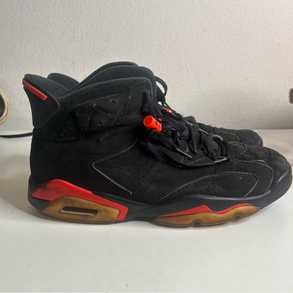 Size 13 - Jordan 6 Retro Mid Infrared (Used)